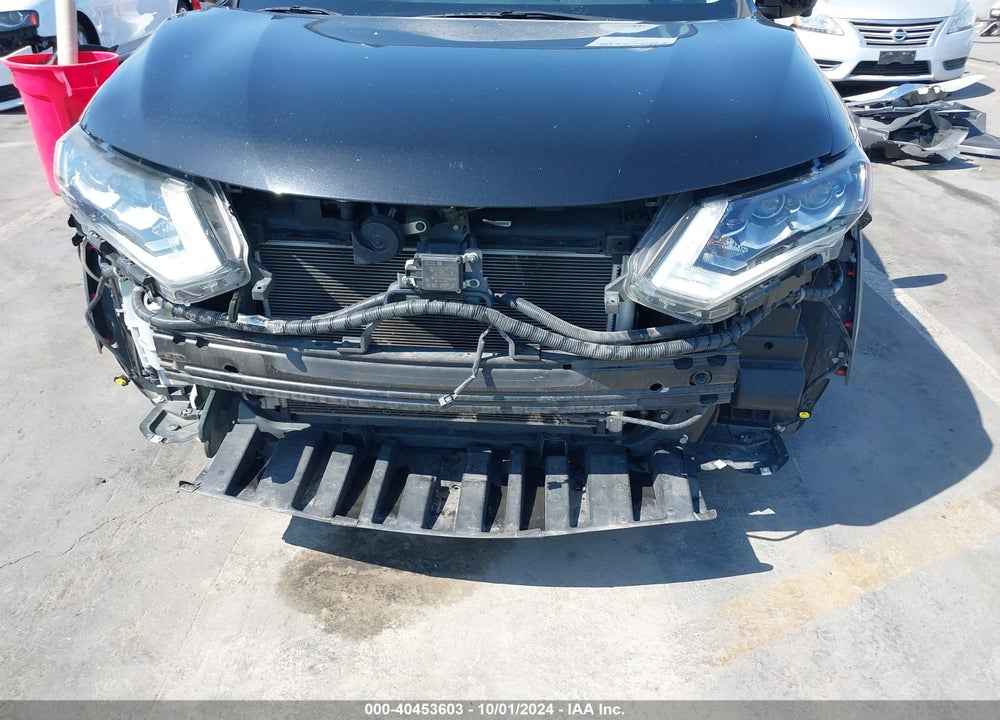 2017 NISSAN ROGUE SL VIN: 5N1AT2MT0HC808818