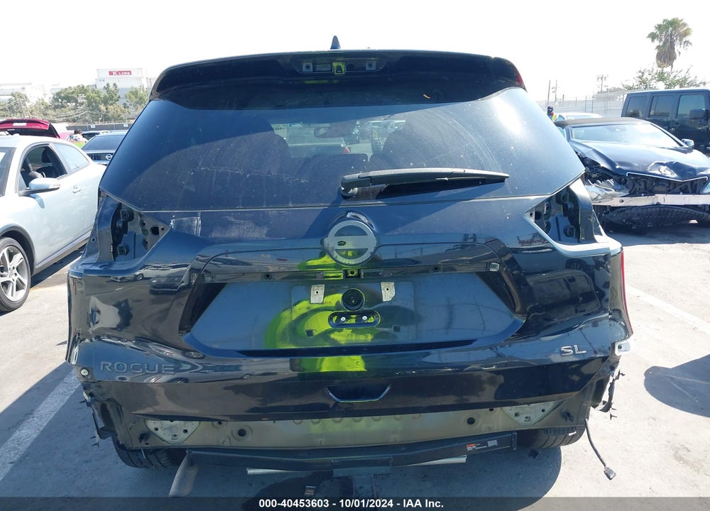 2017 NISSAN ROGUE SL VIN: 5N1AT2MT0HC808818