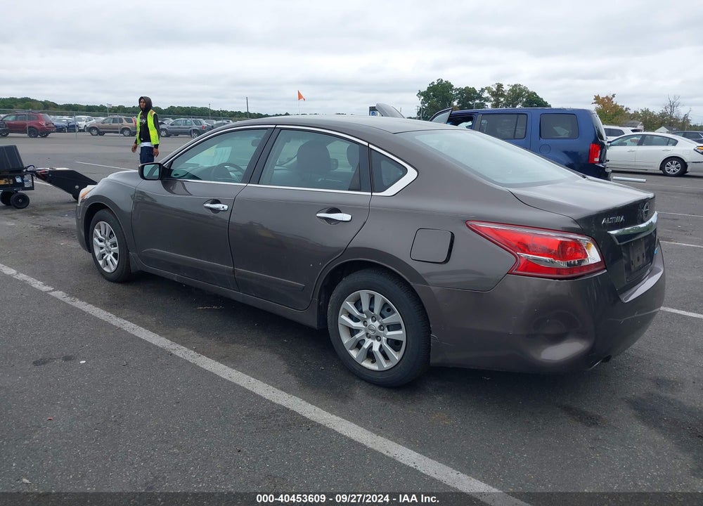 2013 NISSAN ALTIMA 2.5 S VIN: 1N4AL3AP7DN570486