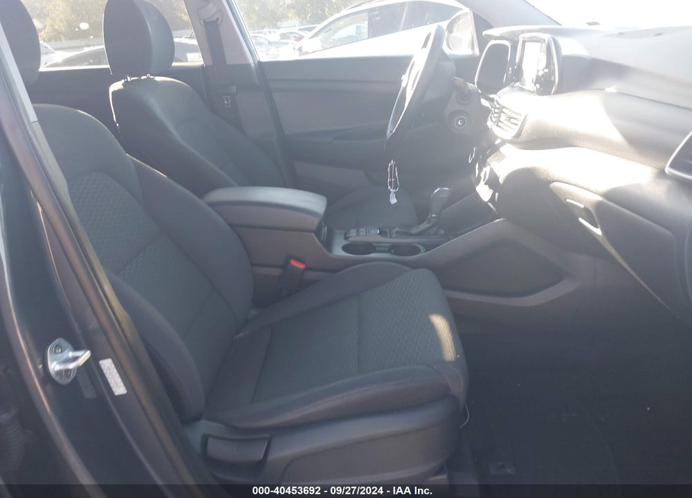 2019 HYUNDAI TUCSON SE VIN: KM8J2CA41KU936671
