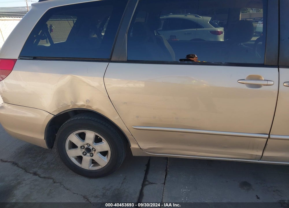 2004 TOYOTA SIENNA LE VIN: 5TDZA23C94S052378