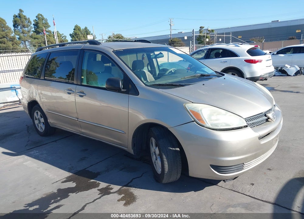 2004 TOYOTA SIENNA LE VIN: 5TDZA23C94S052378