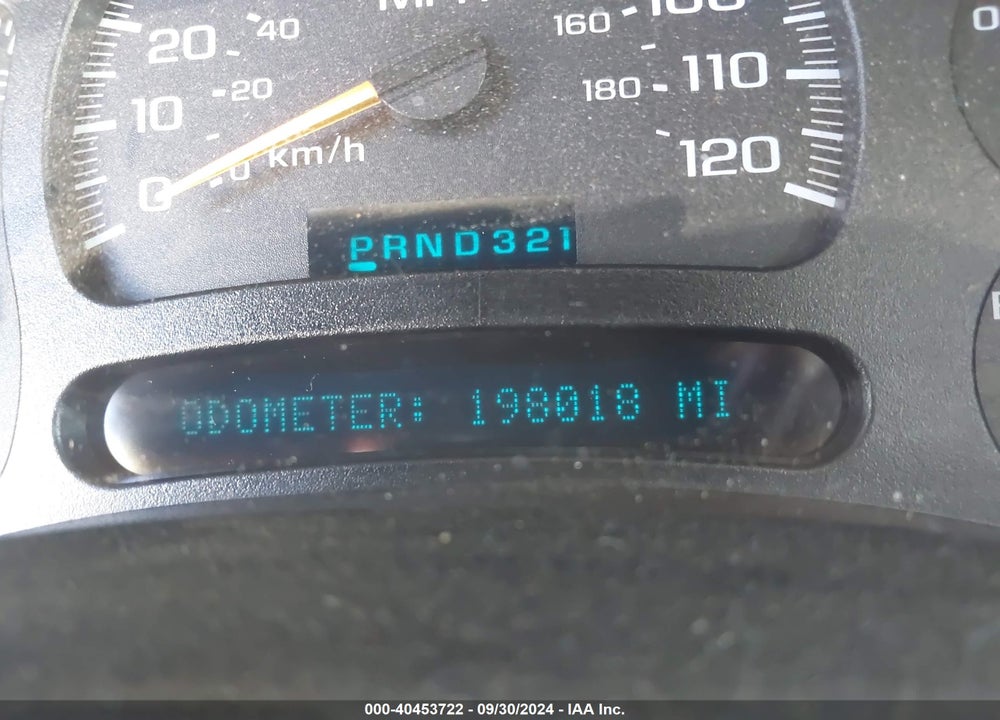 2005 CHEVROLET TAHOE LT VIN: 1GNEK13T85J262918