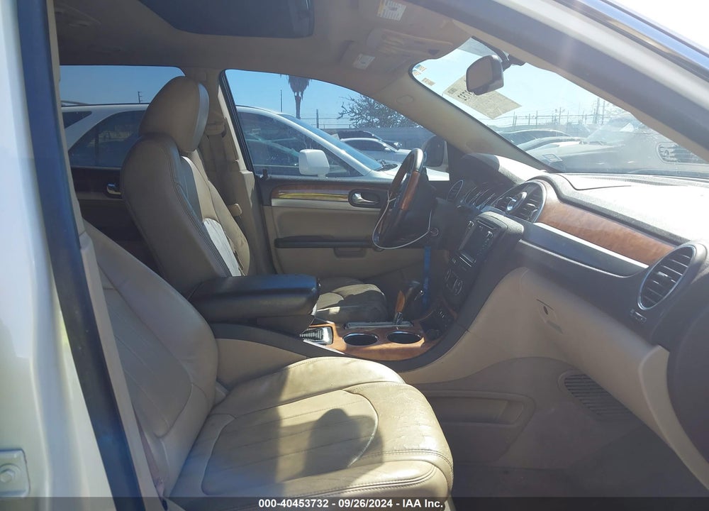 2011 BUICK ENCLAVE 2XL VIN: 5GAKRCED2BJ221853