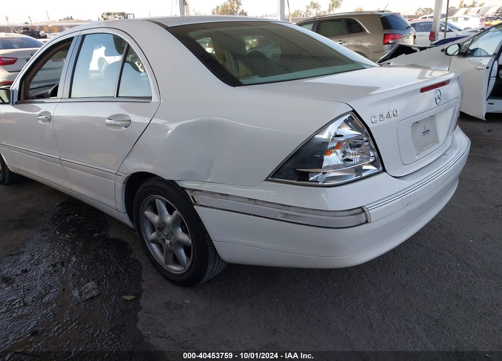 2003 MERCEDES-BENZ C 240 VIN: WDBRF61J13E014396