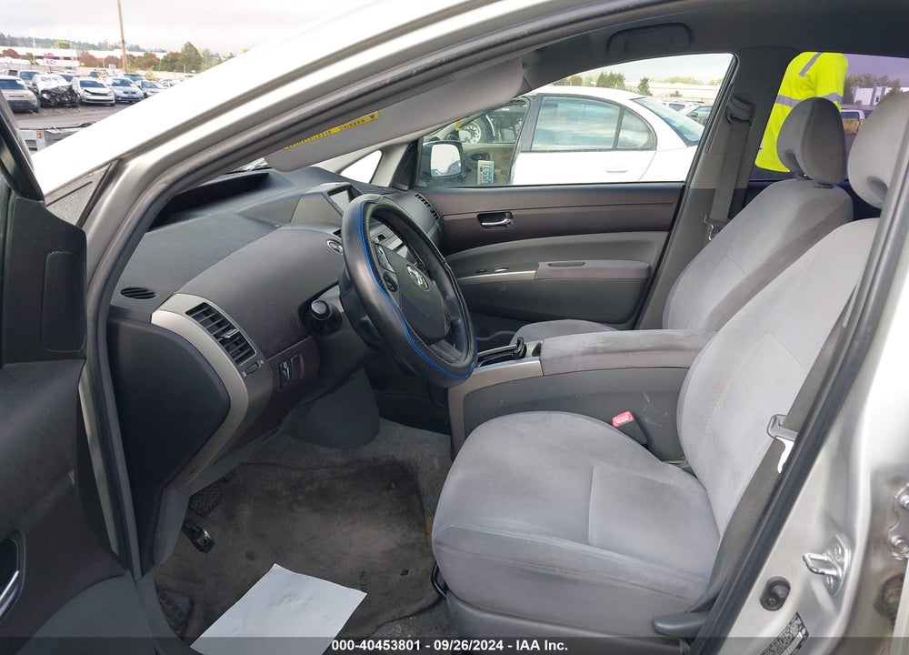 2005 TOYOTA PRIUS VIN: JTDKB20UX50126827