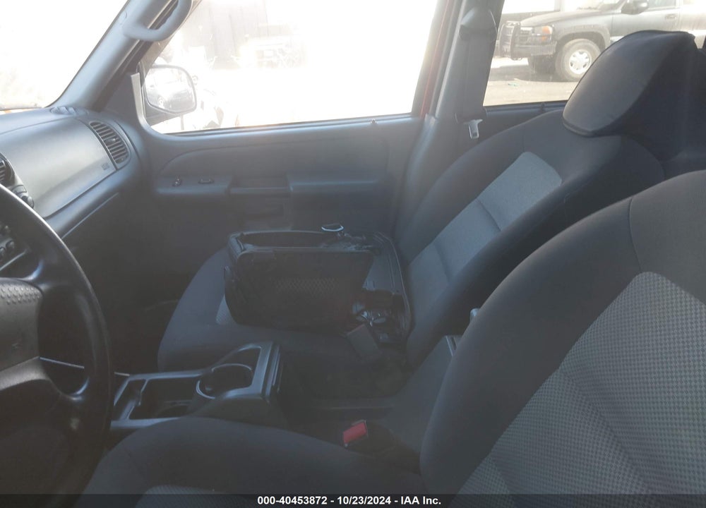 2005 FORD EXPLORER SPORT TRAC ADRENALIN/XLS/XLT VIN: 1FMZU77K55UB13661