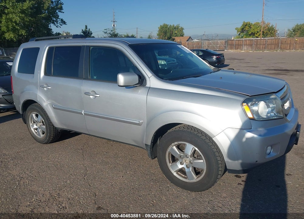 2011 HONDA PILOT EX-L VIN: 5FNYF4H54BB059324