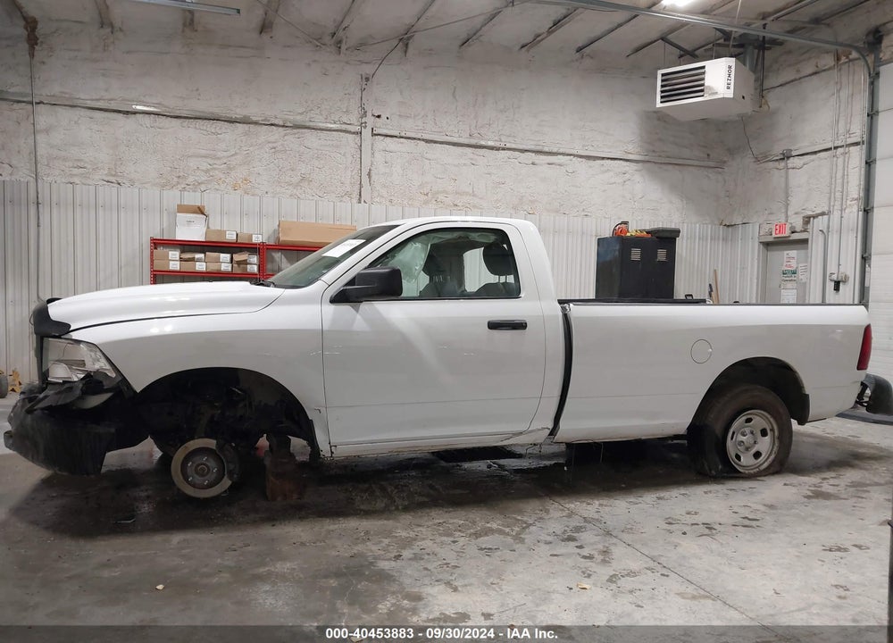 2019 RAM 1500 CLASSIC TRADESMAN REGULAR CAB 4X4 8' BOX VIN: 3C6JR7DTXKG555227