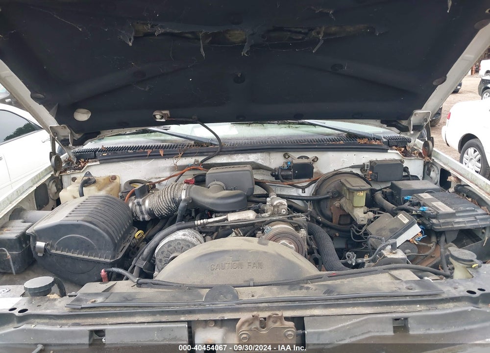 1999 CHEVROLET SUBURBAN 1500 LT VIN: 3GNFK16R1XG103280