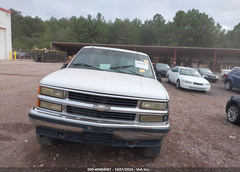 1999 CHEVROLET SUBURBAN 1500 LT VIN: 3GNFK16R1XG103280