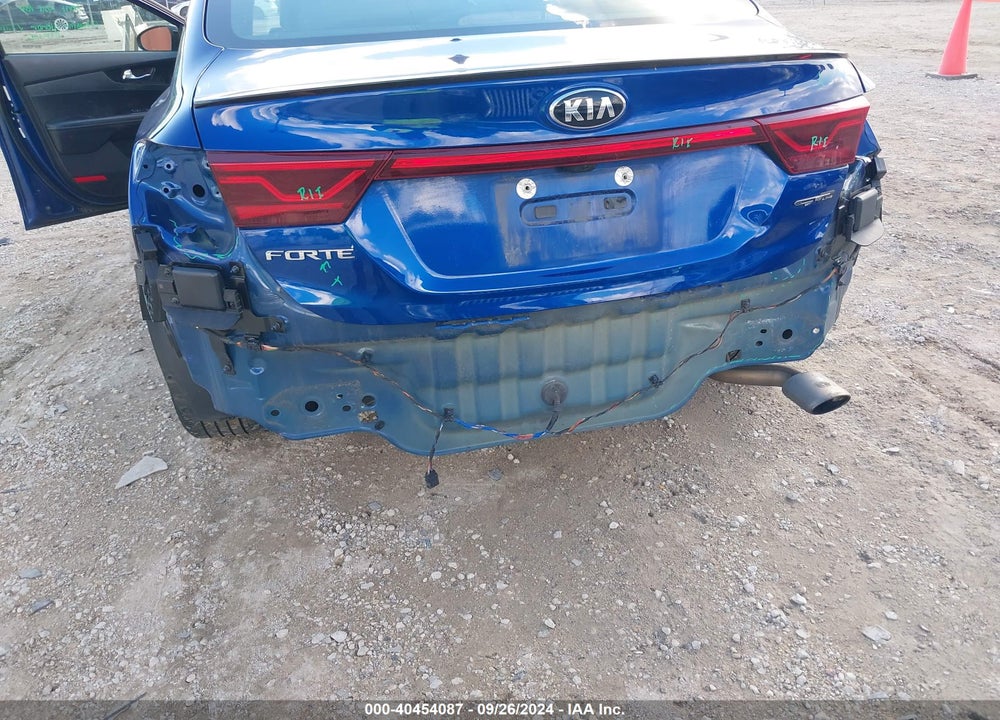 2021 KIA FORTE GT LINE VIN: 3KPF34AD1ME409664