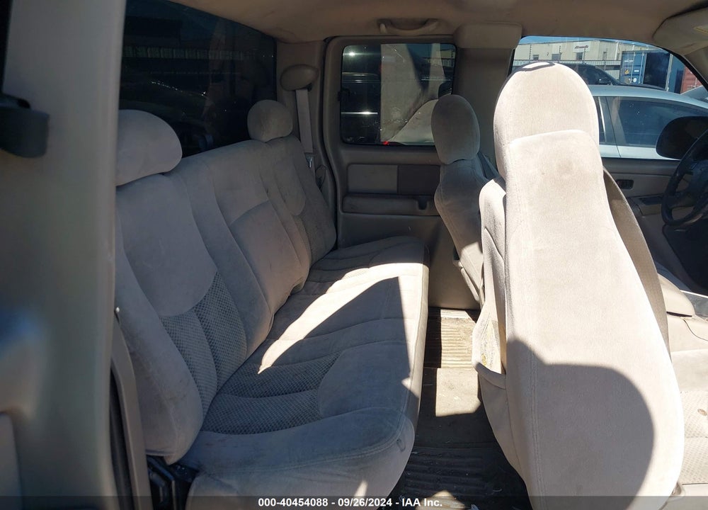 2003 CHEVROLET SILVERADO 1500 LS VIN: 2GCEC19V331405859