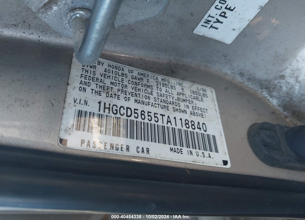 1996 HONDA ACCORD EX/EX-R VIN: 1HGCD5655TA118840