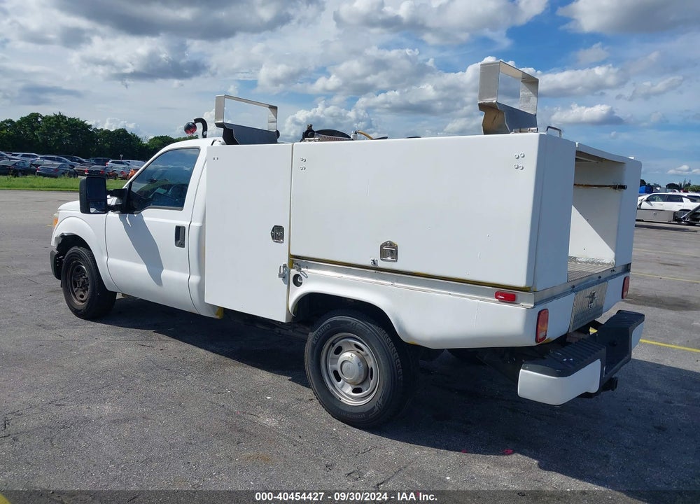 2015 FORD F-250 XL VIN: 1FTBF2A69FEA73983