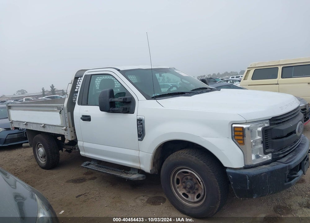 2018 FORD F-250 XL VIN: 1FDBF2A60JEC48190