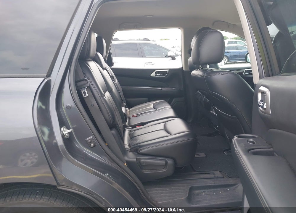 2014 NISSAN PATHFINDER SL VIN: 5N1AR2MN7EC706119