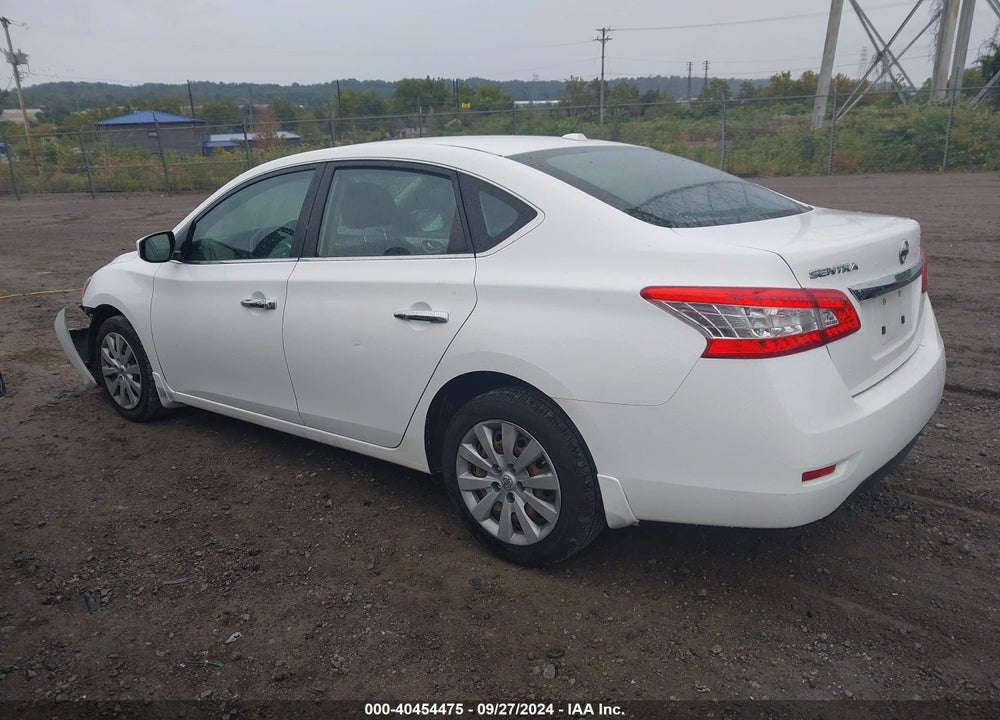 2015 NISSAN SENTRA SV VIN: 3N1AB7AP1FY272545