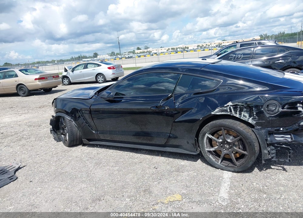 2016 FORD SHELBY GT350 VIN: 1FA6P8JZ0G5522499
