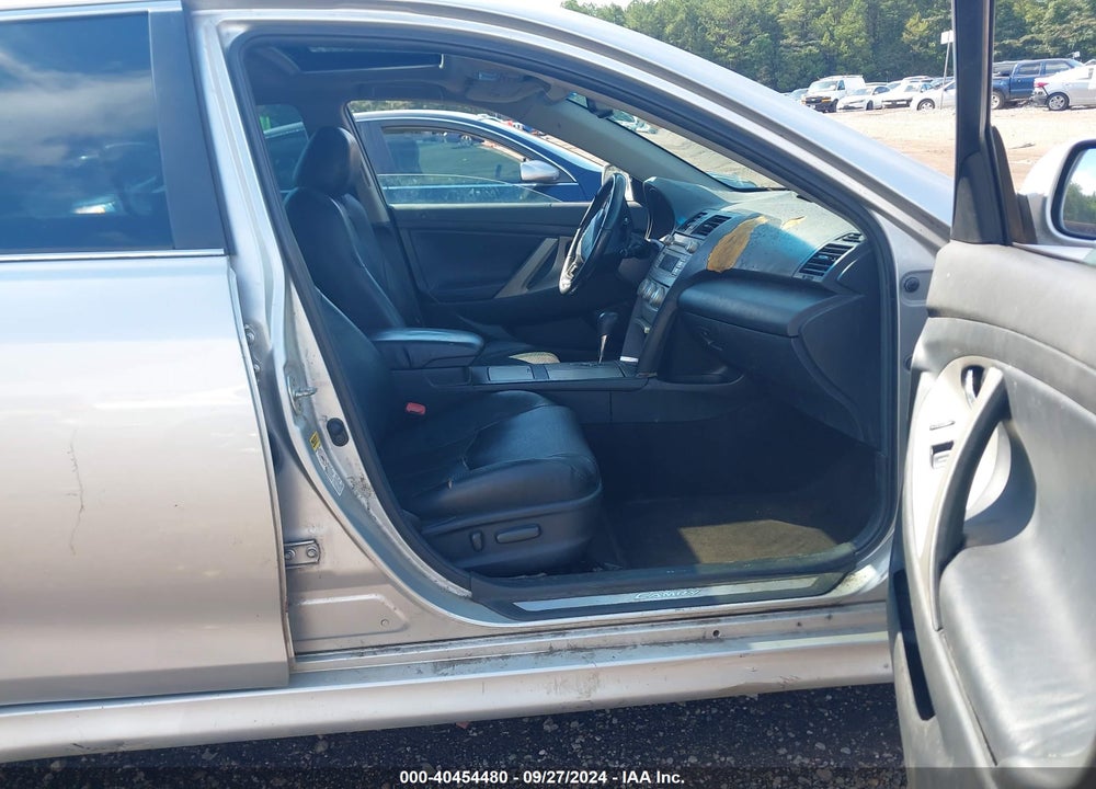 2011 TOYOTA CAMRY SE VIN: 4T1BF3EK1BU214456