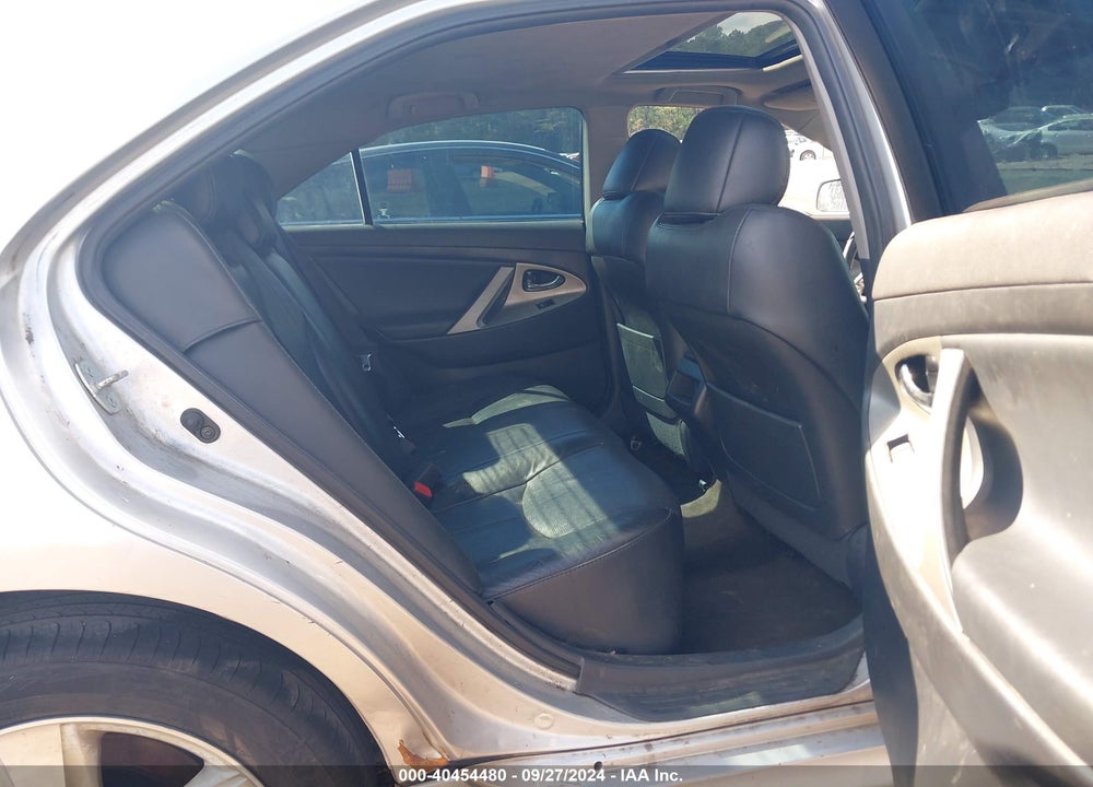 2011 TOYOTA CAMRY SE VIN: 4T1BF3EK1BU214456