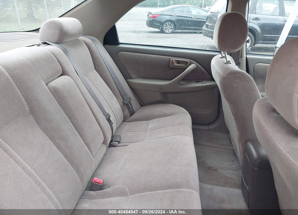 1999 TOYOTA CAMRY LE VIN: 4T1BG22K4XU590071
