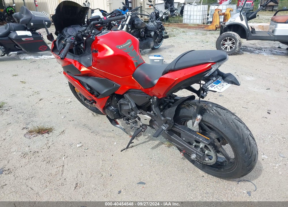2017 KAWASAKI EX650 J VIN: JKAEXEJ1XHDA02037