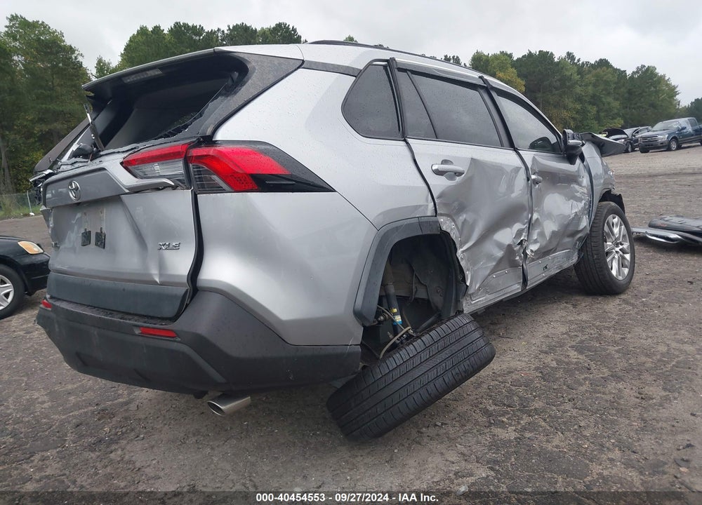 2019 TOYOTA RAV4 XLE PREMIUM VIN: JTMC1RFV1KJ016772