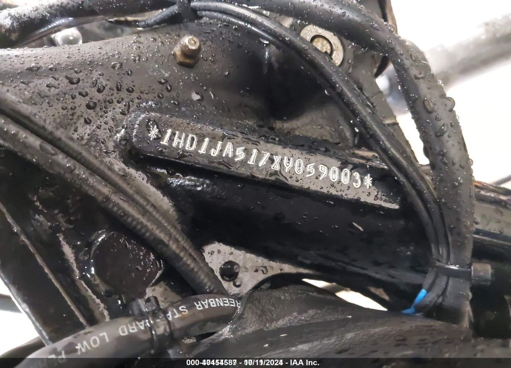 2008 HARLEY-DAVIDSON FXSTB VIN: 1HD1JA5178Y059003