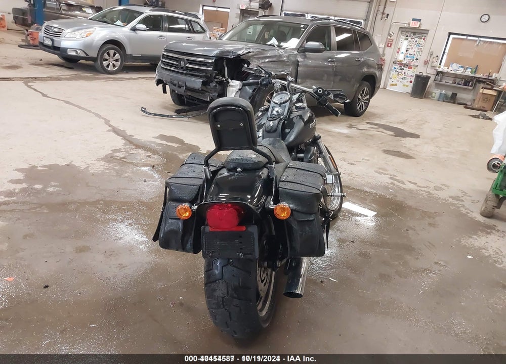 2008 HARLEY-DAVIDSON FXSTB VIN: 1HD1JA5178Y059003