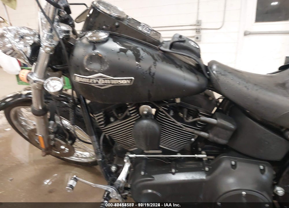 2008 HARLEY-DAVIDSON FXSTB VIN: 1HD1JA5178Y059003