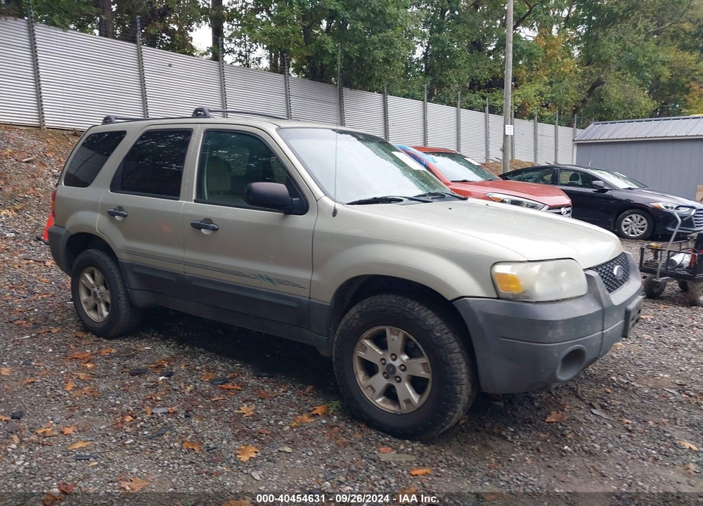 2005 FORD ESCAPE XLT VIN: 1FMYU93145KA05600