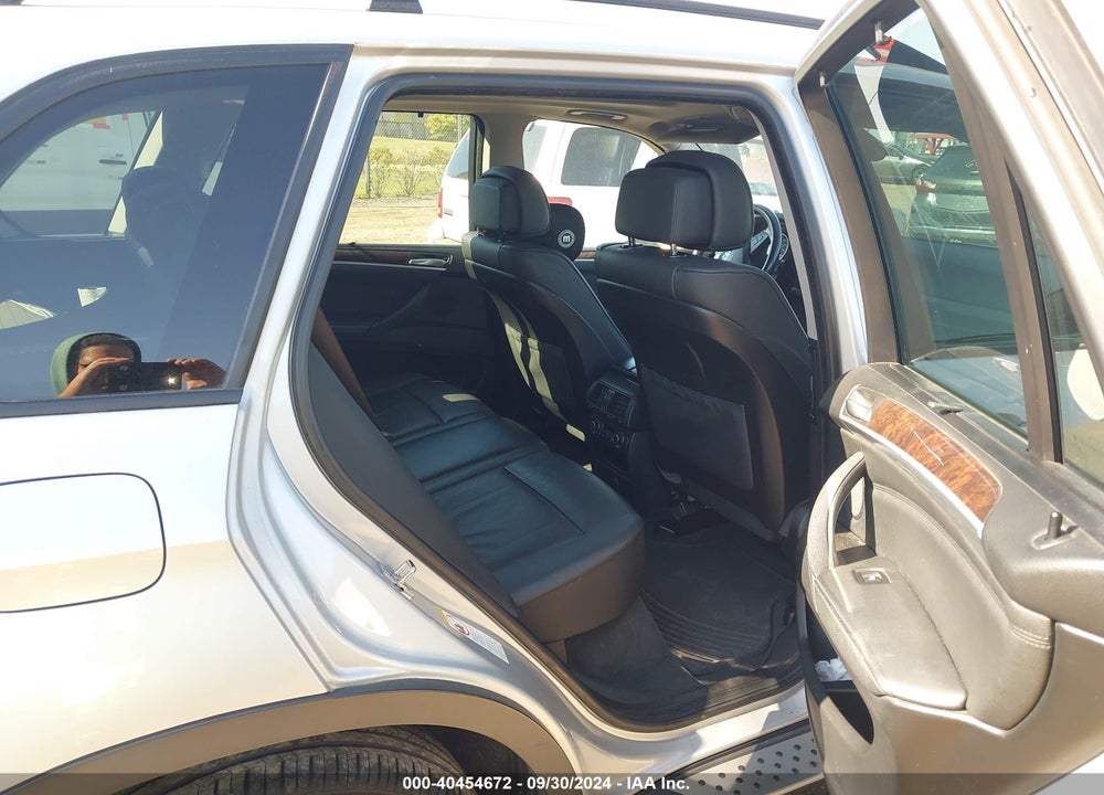 2009 BMW X5 XDRIVE30I VIN: 5UXFE43539L268738