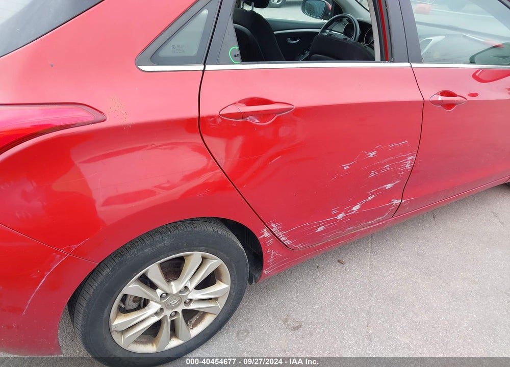 2013 HYUNDAI ELANTRA GT VIN: KMHD35LE4DU137224