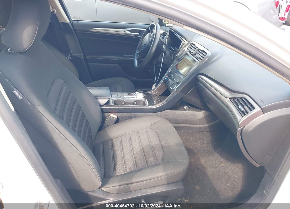 2019 FORD FUSION HYBRID SE VIN: 3FA6P0LU2KR120587