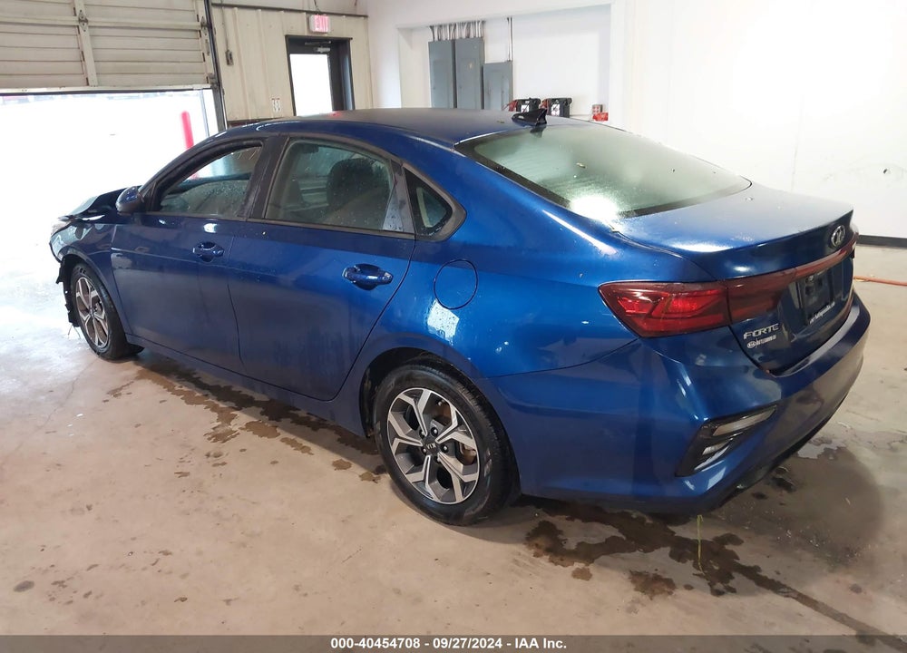 2019 KIA FORTE LXS VIN: 3KPF24AD5KE049959