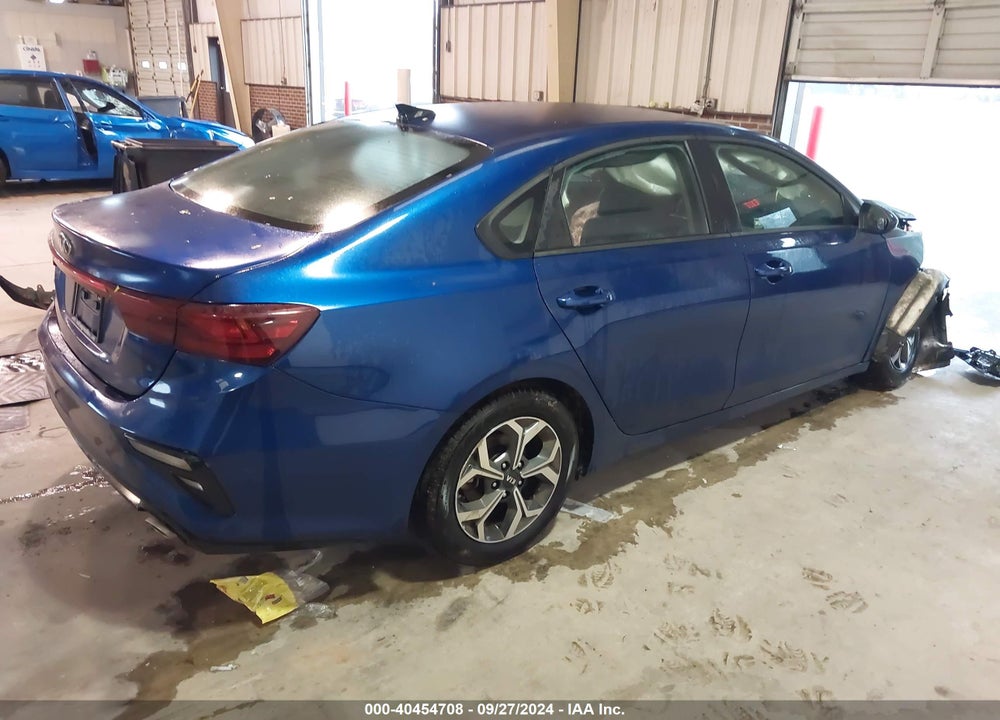 2019 KIA FORTE LXS VIN: 3KPF24AD5KE049959