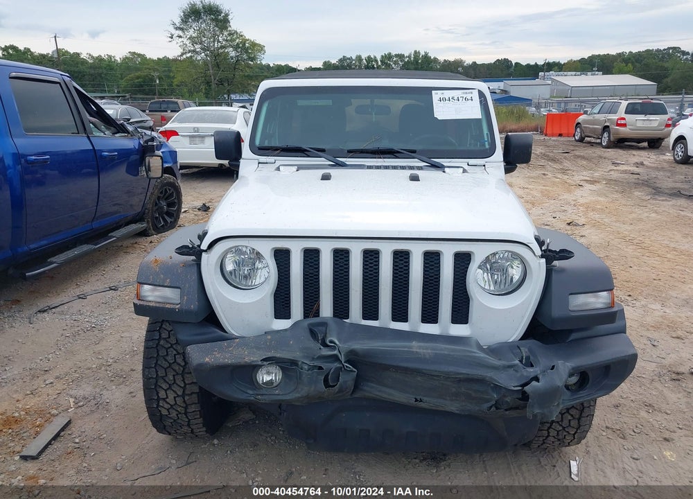 2018 JEEP WRANGLER UNLIMITED SPORT S 4X4 VIN: 1C4HJXDG3JW157827