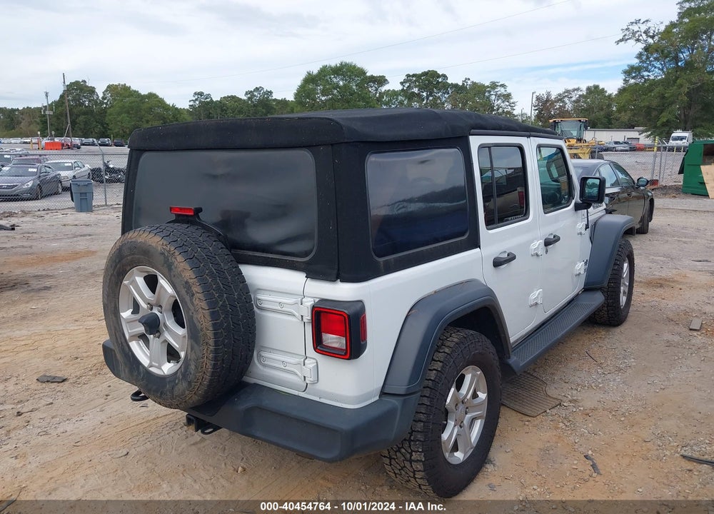 2018 JEEP WRANGLER UNLIMITED SPORT S 4X4 VIN: 1C4HJXDG3JW157827