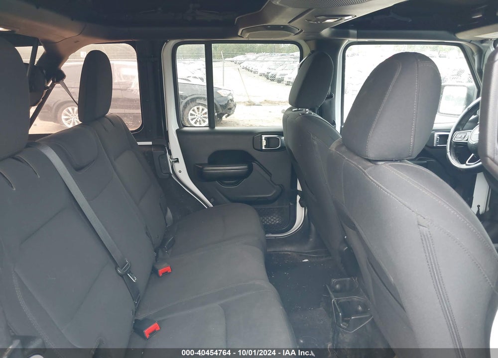 2018 JEEP WRANGLER UNLIMITED SPORT S 4X4 VIN: 1C4HJXDG3JW157827