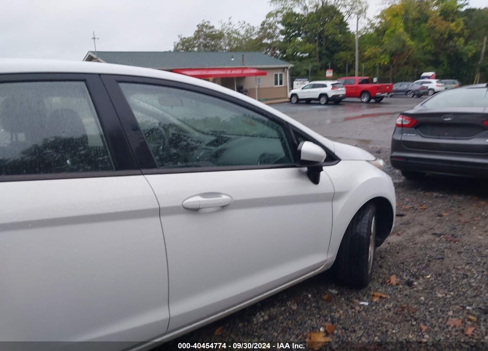 2019 FORD FIESTA SE VIN: 3FADP4EJ6KM118629