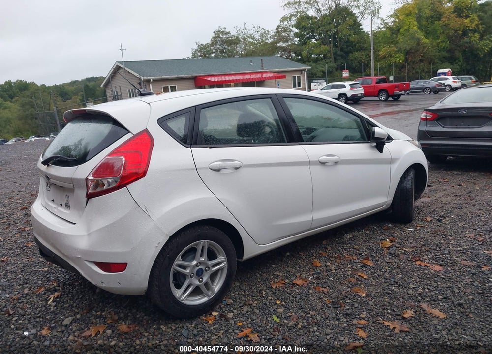 2019 FORD FIESTA SE VIN: 3FADP4EJ6KM118629