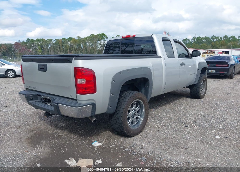 2010 CHEVROLET SILVERADO 1500 LT VIN: 1GCSKSE39AZ157525