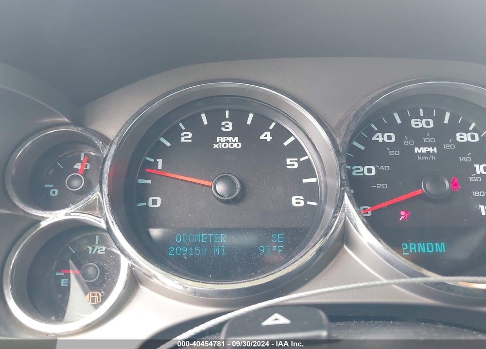 2010 CHEVROLET SILVERADO 1500 LT VIN: 1GCSKSE39AZ157525