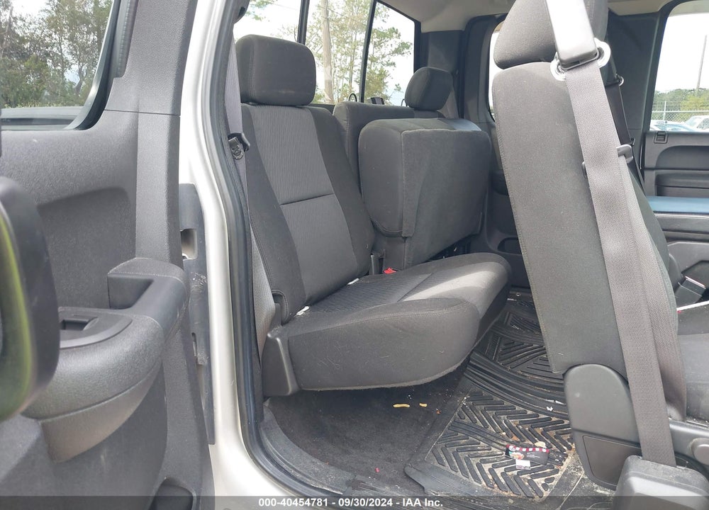 2010 CHEVROLET SILVERADO 1500 LT VIN: 1GCSKSE39AZ157525
