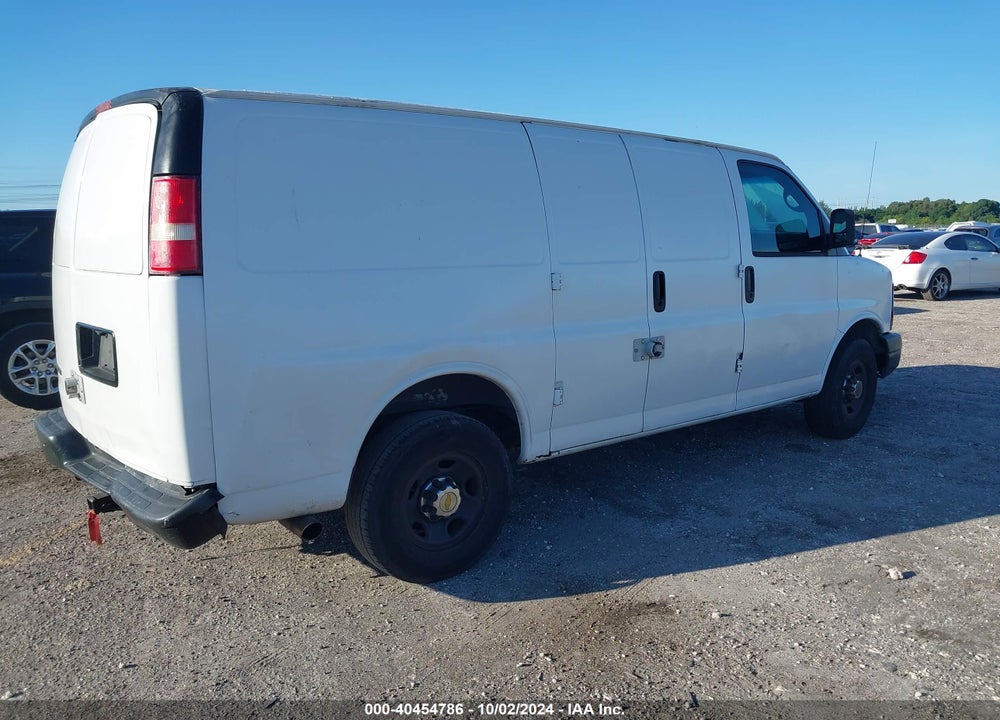 2009 CHEVROLET EXPRESS 2500 WORK VAN VIN: 1GCGG25C891136294
