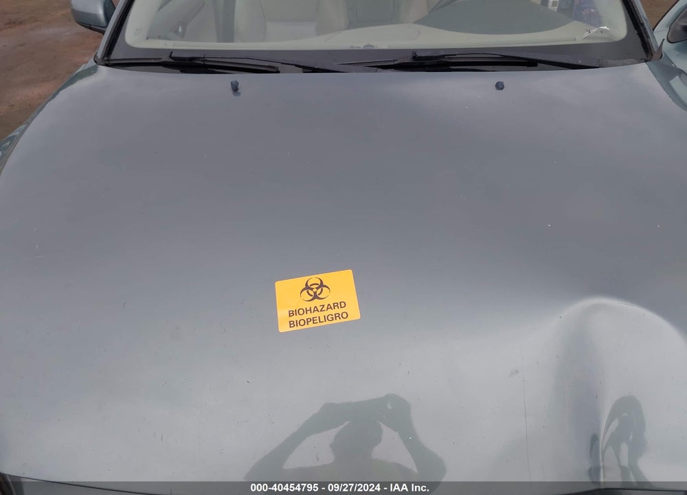 2005 VOLVO S60 2.5T AWD VIN: YV1RH592152464308