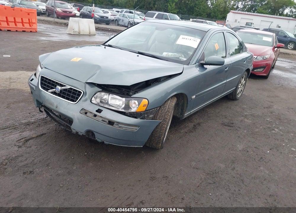 2005 VOLVO S60 2.5T AWD VIN: YV1RH592152464308