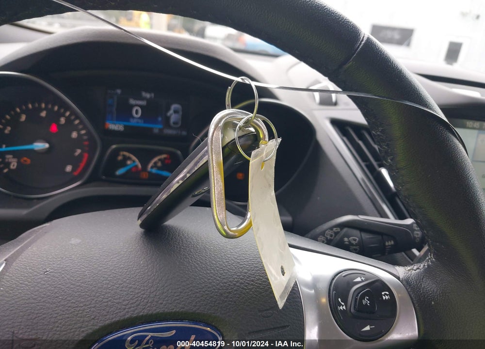 2016 FORD ESCAPE TITANIUM VIN: 1FMCU0J90GUB10477