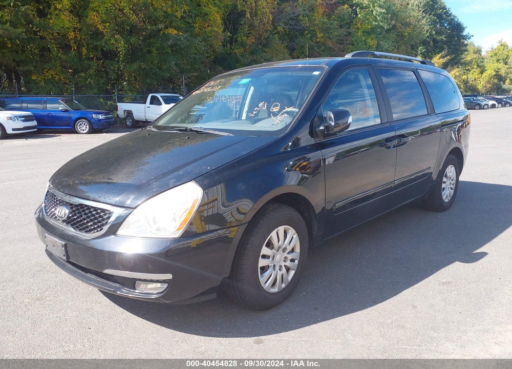 2014 KIA SEDONA LX VIN: KNDMG4C77E6537773